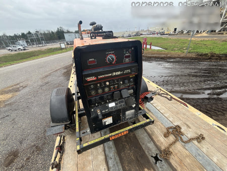 2021 Lincoln Electric Vantage 322 Vantage 322 Ready Pak 3 w/ Decals, ORANGE (includes trailer, cable rack, fender light kit) NO Telematics