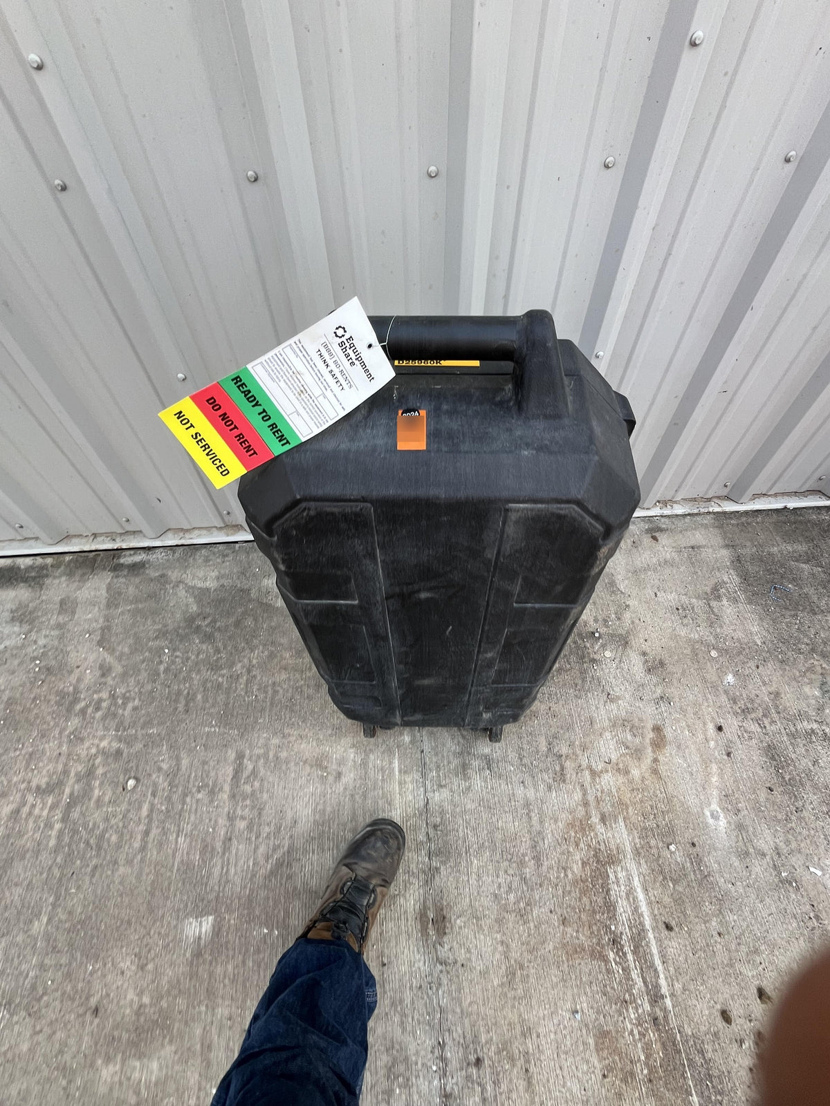2020 DEWALT D25960K