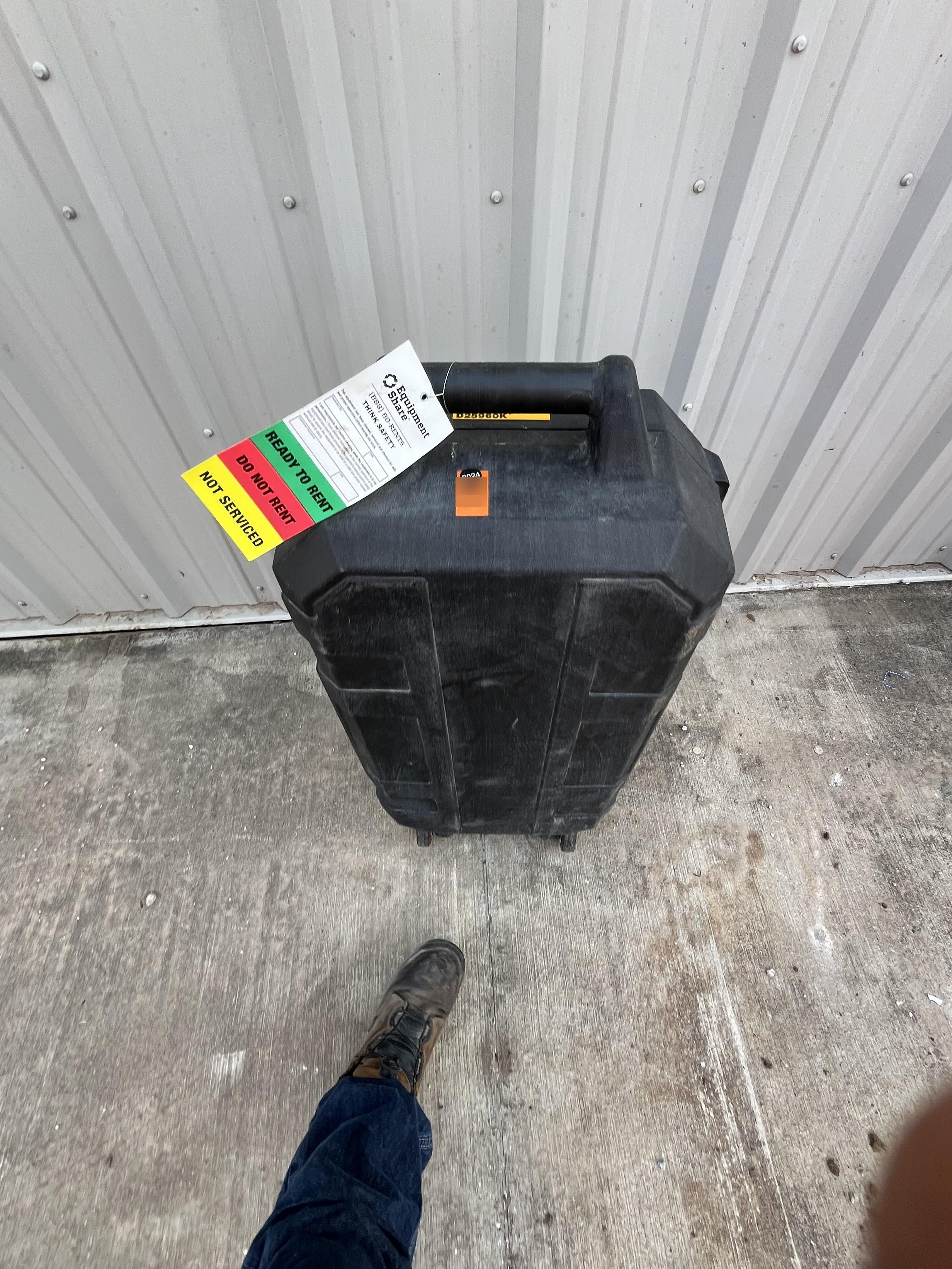 2020 DEWALT D25960K