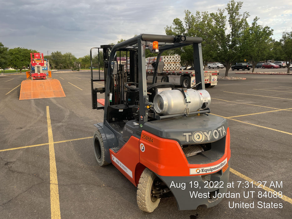 2022 TOYOTA 50-8FGU25