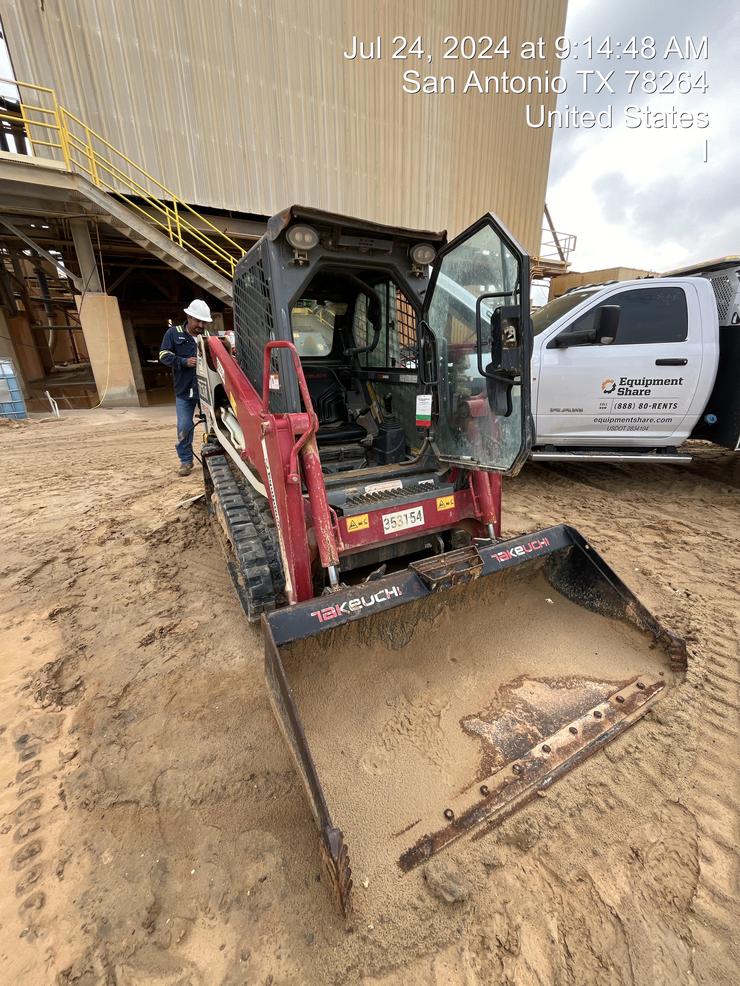 2023 TAKEUCHI TL6CR