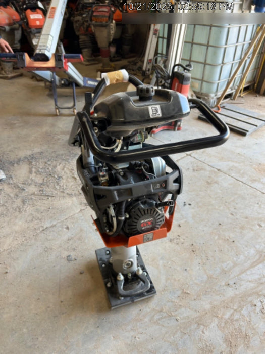 2025 HUSQVARNA LT5005