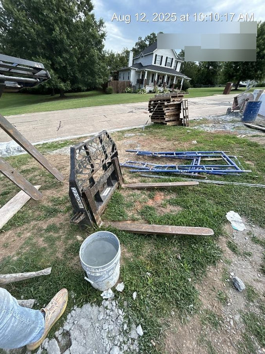 2022 PALADIN 48" Pallet Forks - Paladin