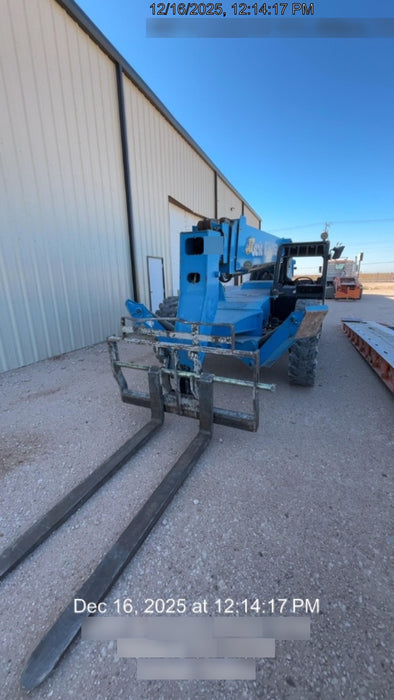 2017 Genie GTH-1056 Solid Tires, 60" carriage, Light Kit, Open ROPS