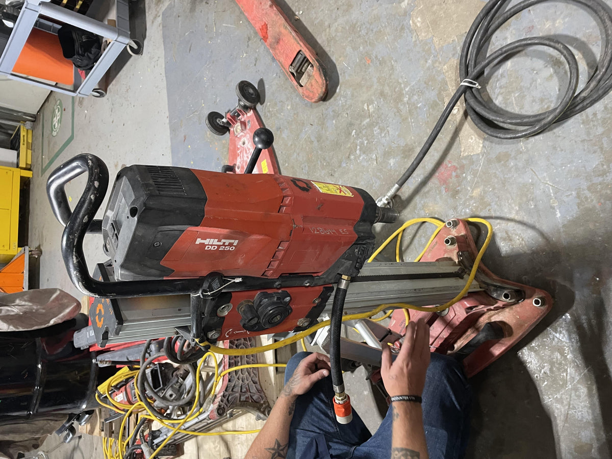 2020 HILTI DD 250