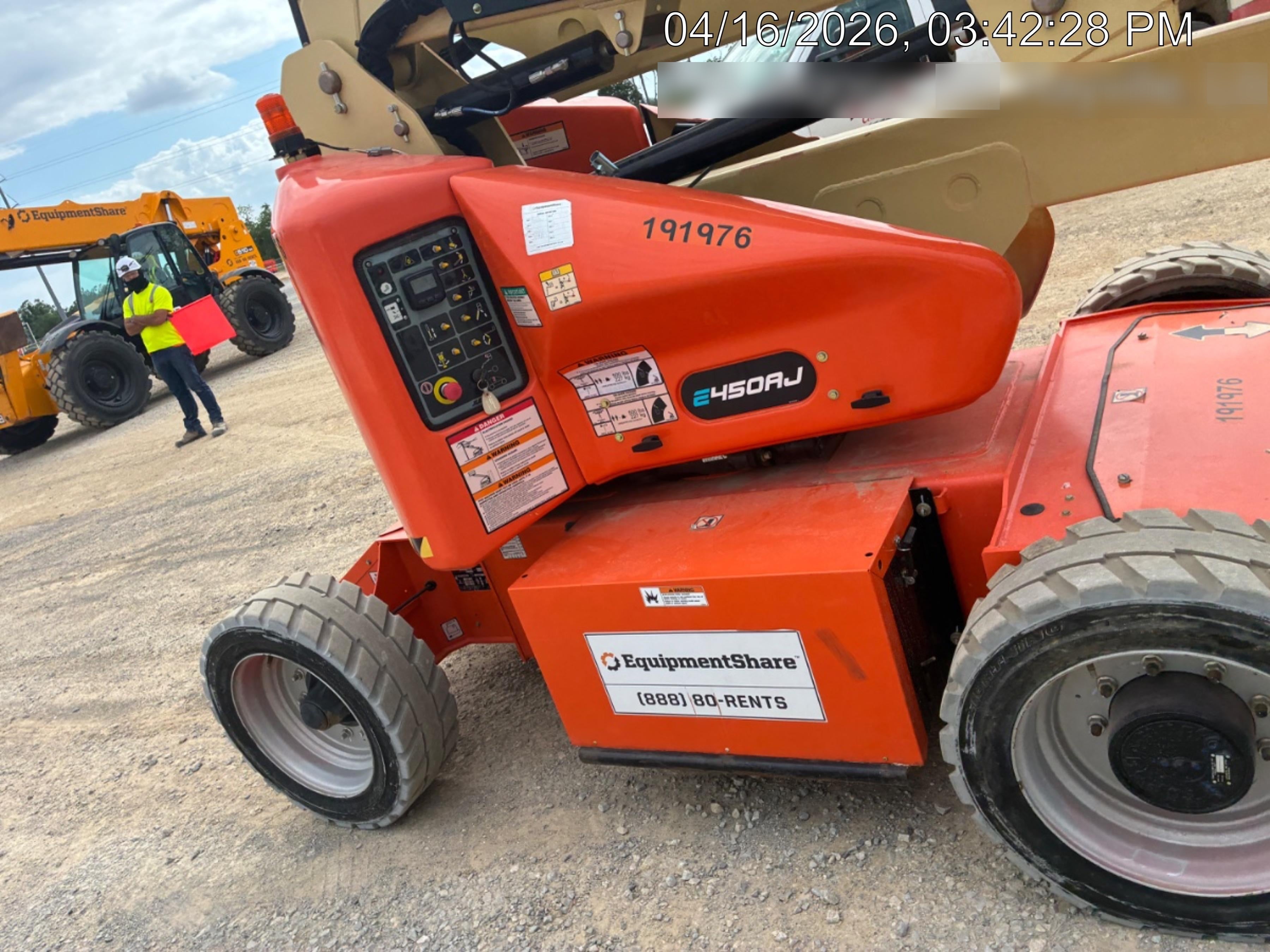 2021 JLG E450AJ