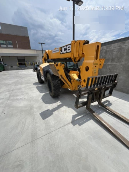 2022 JCB 510-56