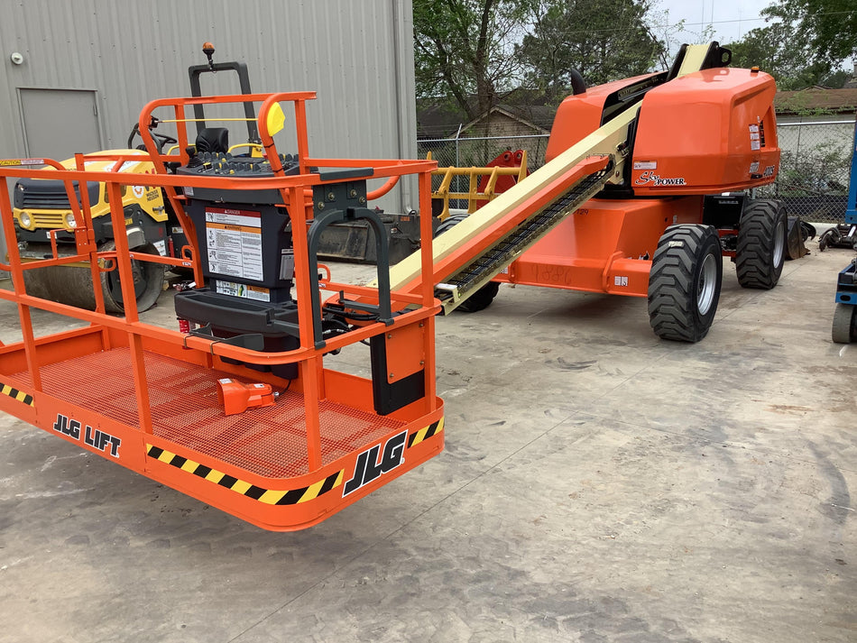 2021 JLG 400S