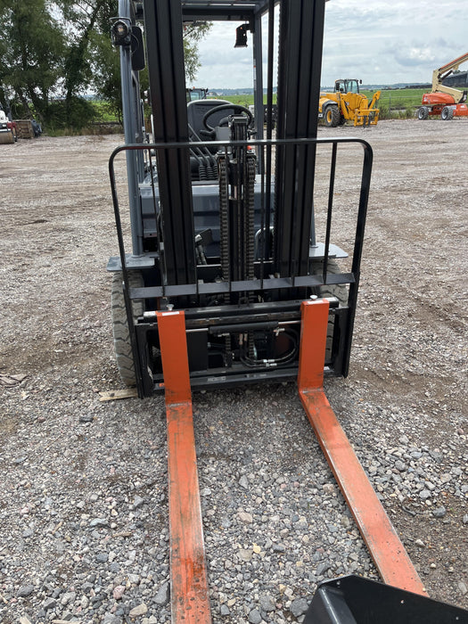 2022 TOYOTA 50-8FGU25