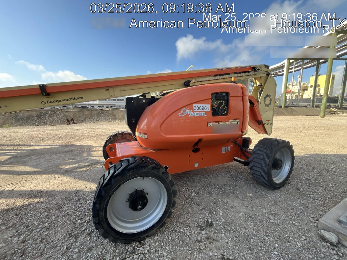 2023 JLG 600AJ