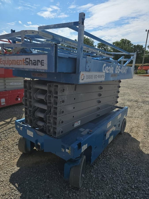 2018 GENIE GS-4047