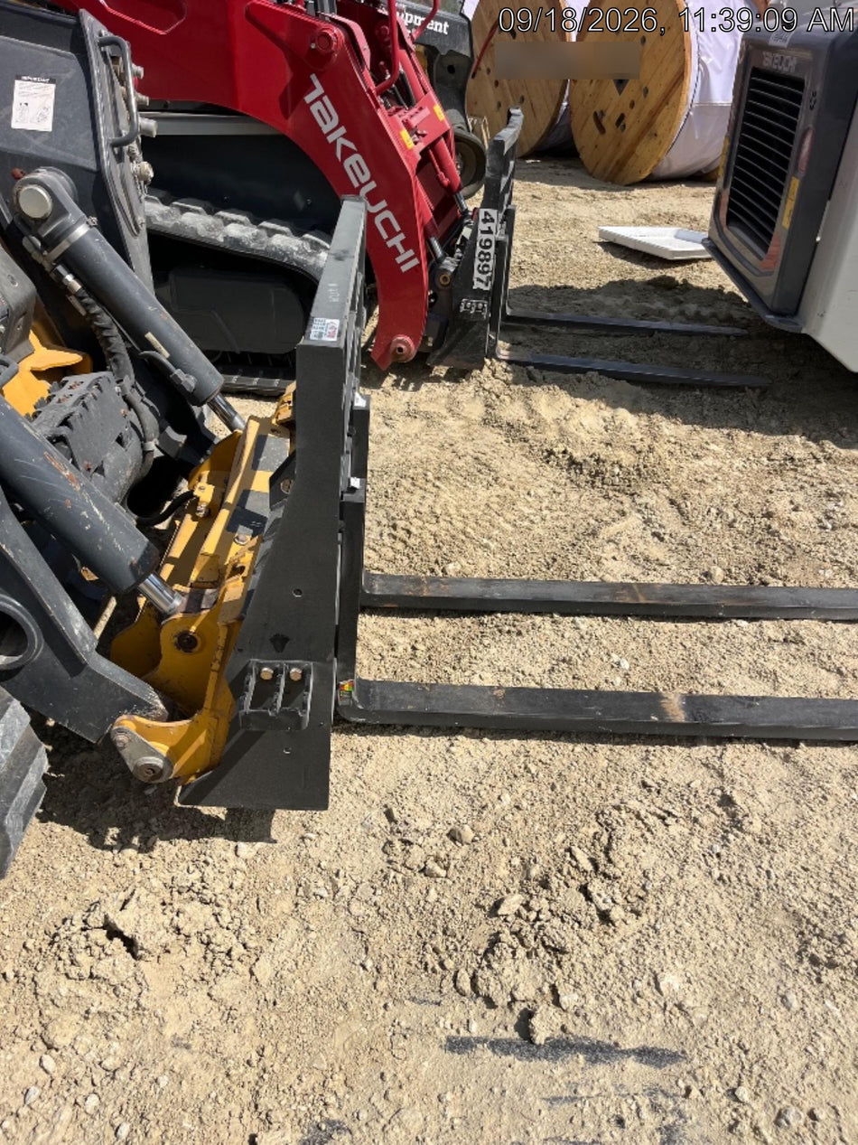 2026 ARROW MATERIAL HANDLING 48" Pallet Forks - Arrow