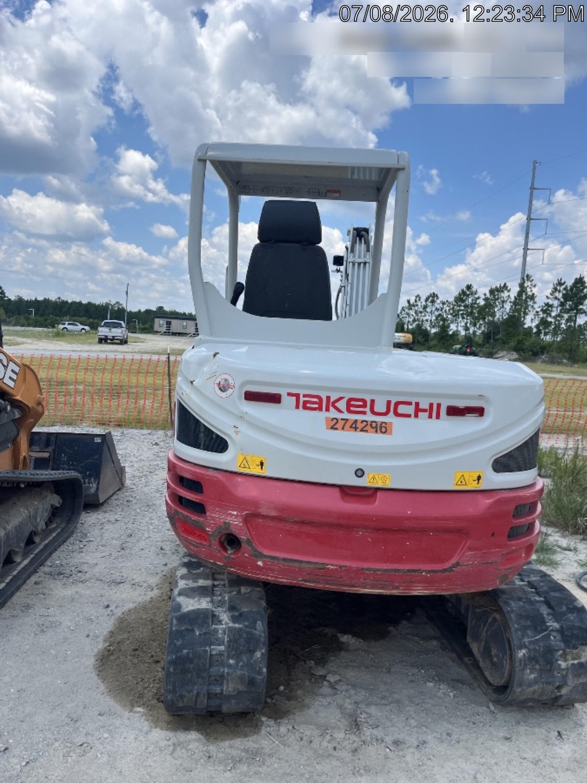 2022 TAKEUCHI TB250-2R