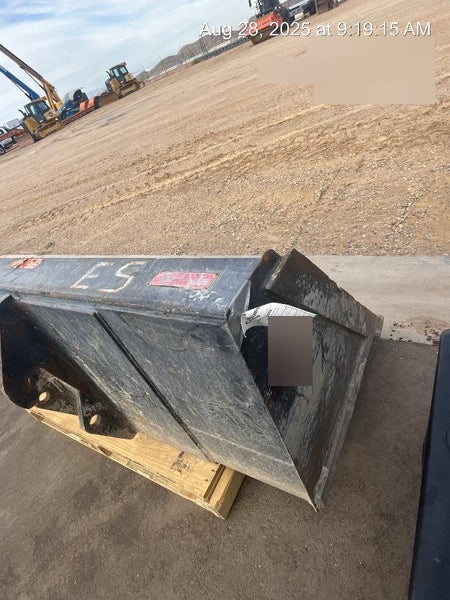 2019 ARROW MATERIAL HANDLING Telehandler Bucket Pin-On