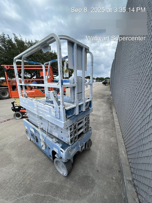 2019 Genie GS-1930 Fixed rails with chain Entry