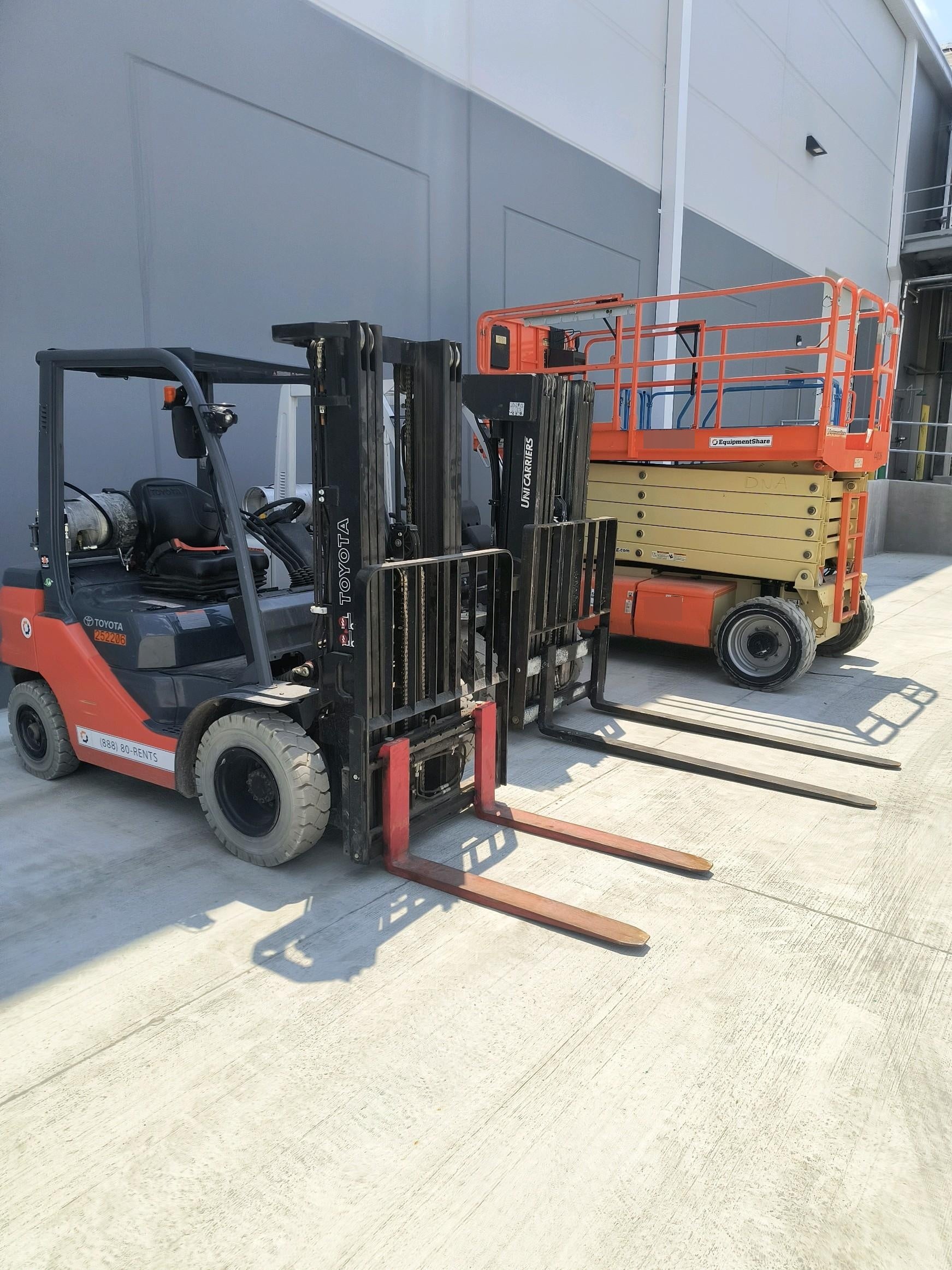 2022 UNICARRIER MUG1F2A30DV QUAD