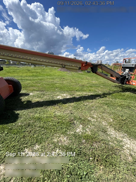2022 JLG 660SJ
