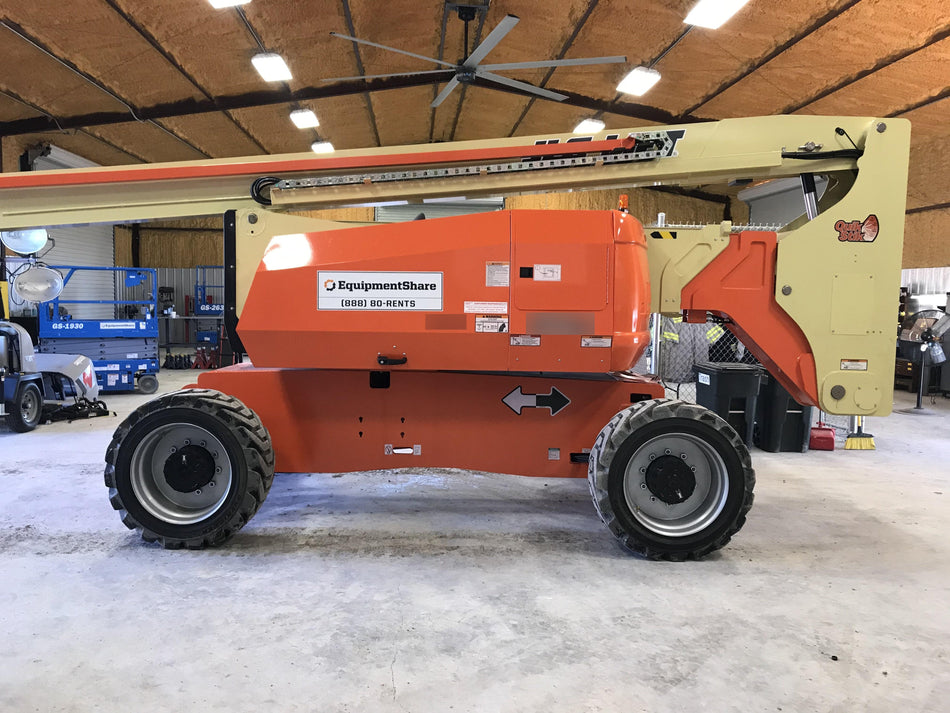 2019 JLG 800AJ