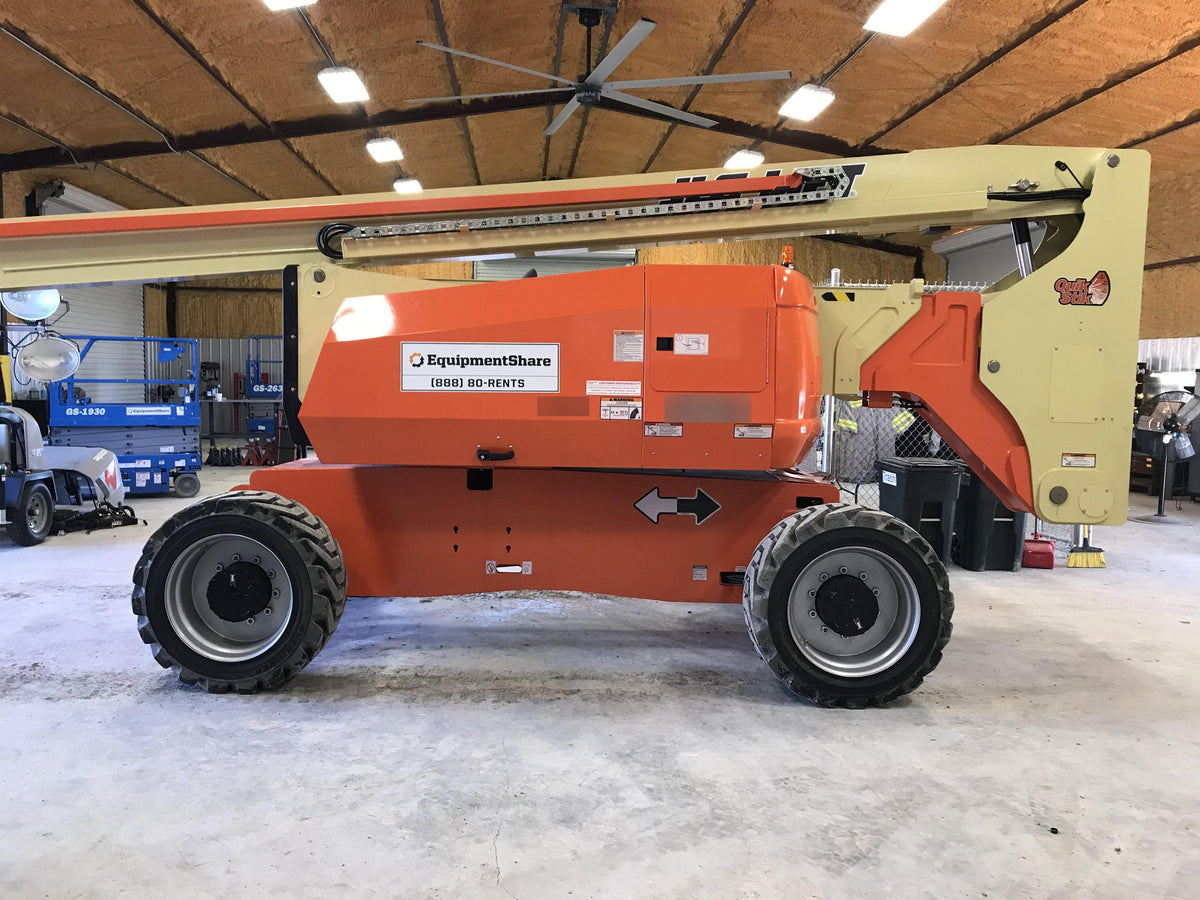 2019 JLG 800AJ