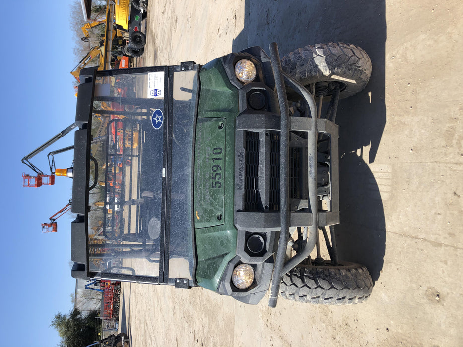 Kawasaki Mule PRO-DXT Standard Options, Backup Alarm, Beacon, Plastic Hard Top, Poly Windshield, Horn Kit