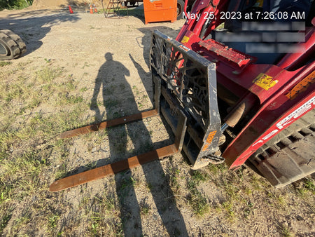 2021 PALADIN 48" Pallet Forks - Paladin