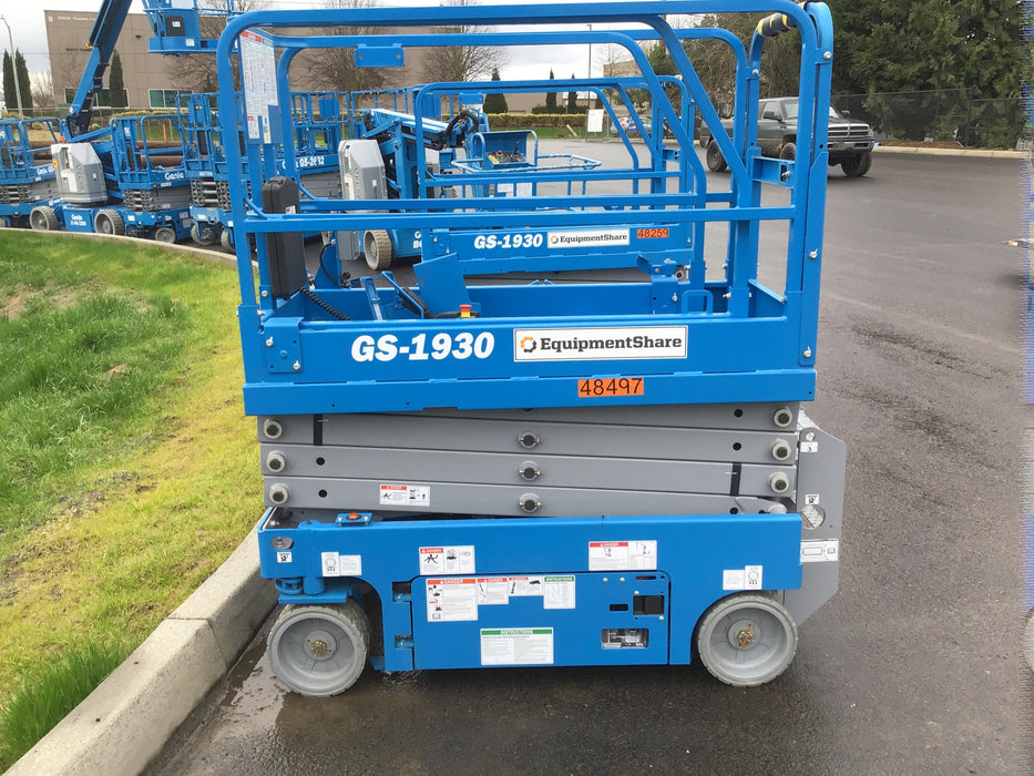 2019 Genie GS-1930 Half Height Swing Gate, 800W Inverter