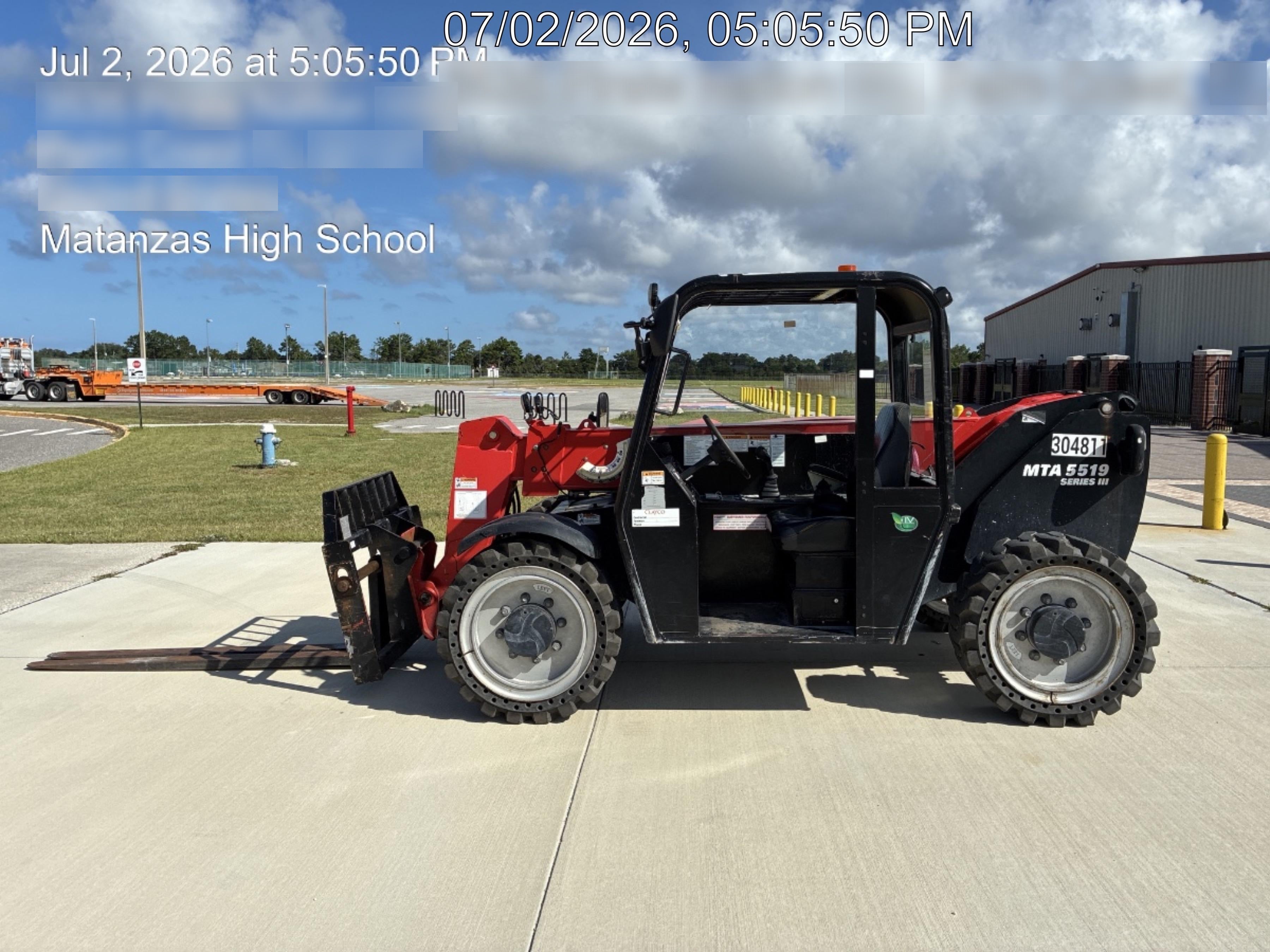 2023 MANITOU MTA5519