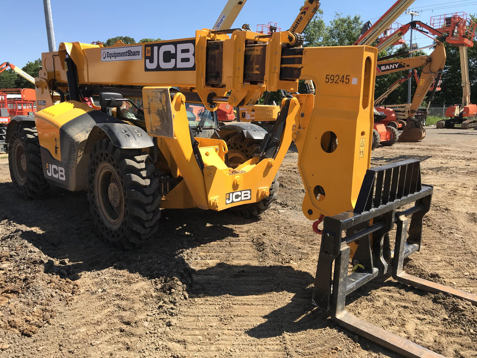 2020 JCB 510-56 Cab/Heat/Air, 74 HP, Solid Tires, STD Worklight, Beacon, Aux Hydraulics, Lifting Eye, Back up Alarm w/66" Carriage/60" Forks
