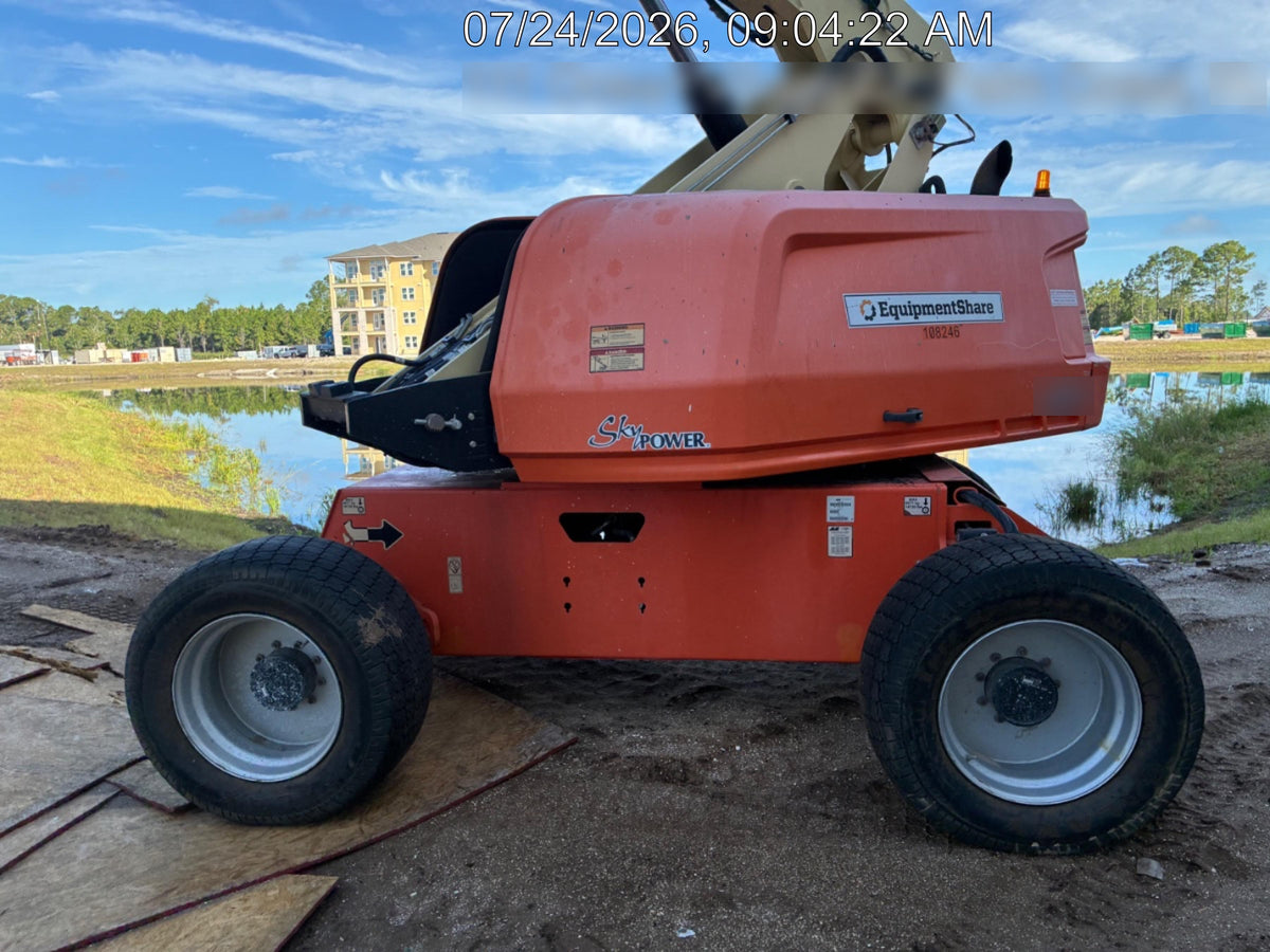 2020 JLG 660SJ