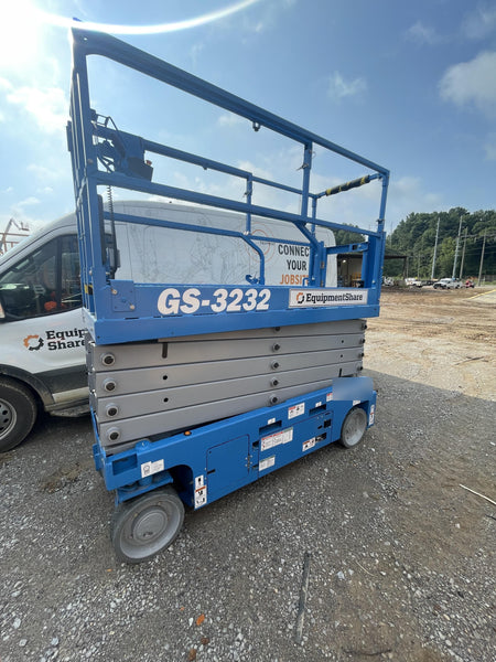 2023 GENIE GS-3232