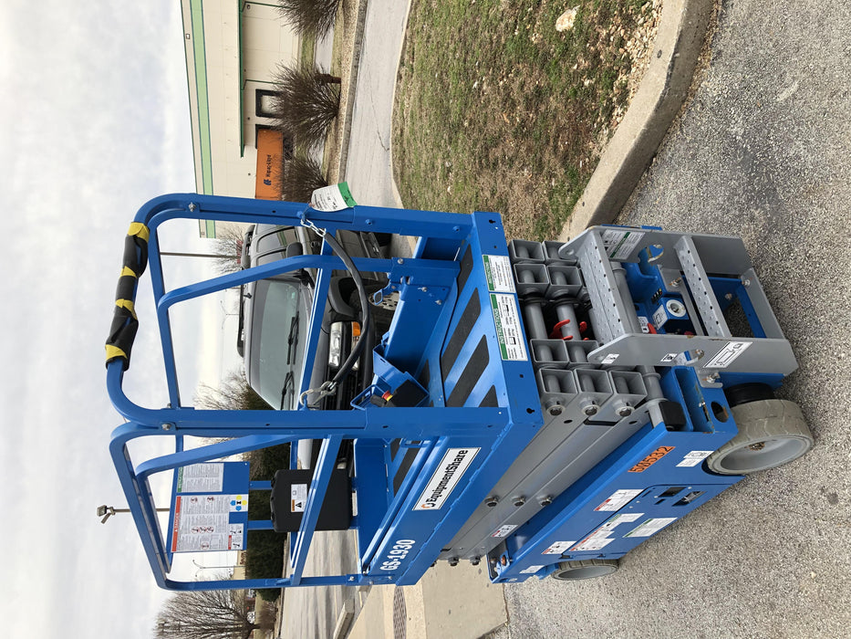 2019 Genie GS-1930 Fixed Rails with Chain Entry