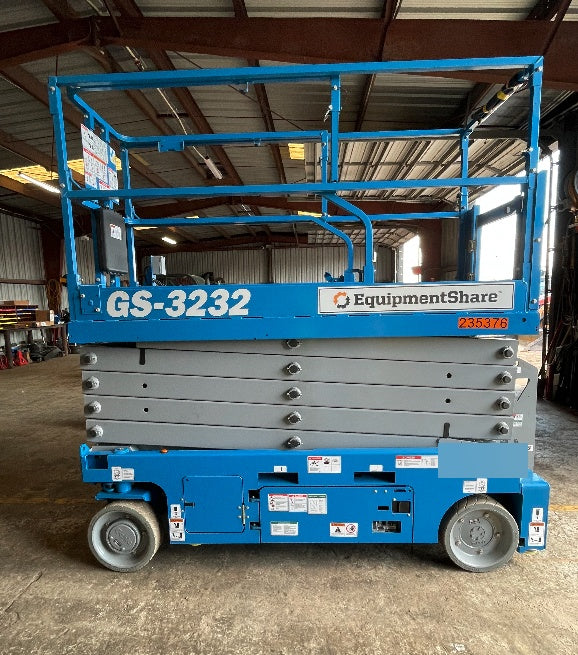 2022 GENIE GS-3232
