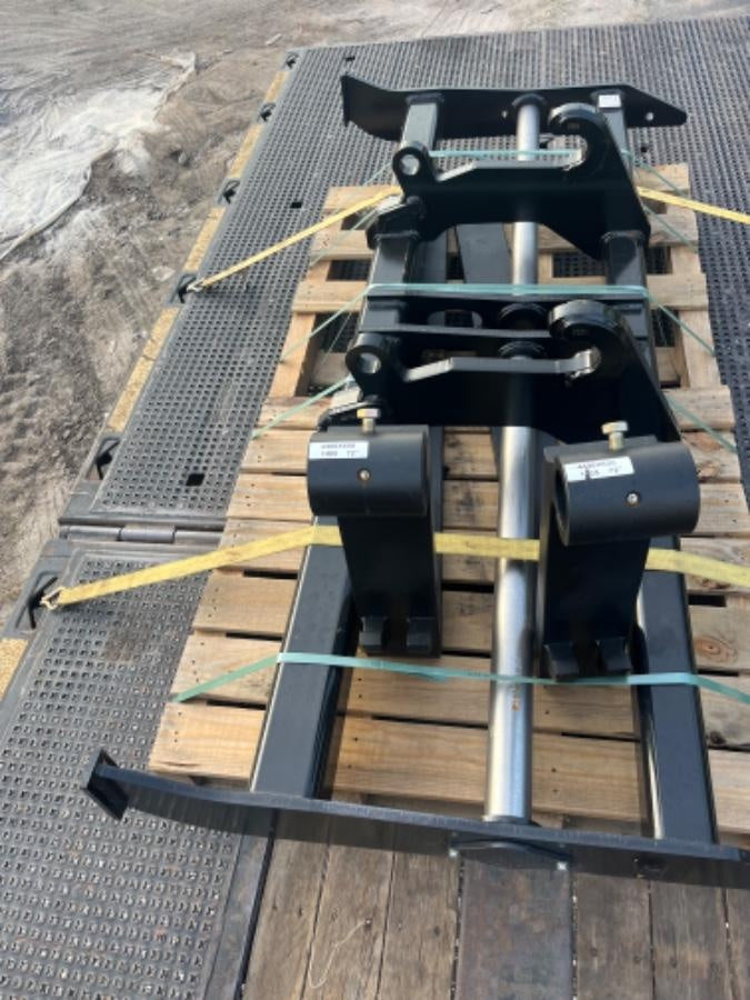 2025 PALADIN 72" Forks