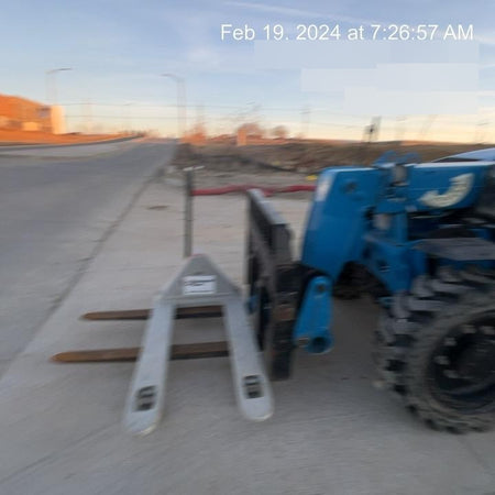 2022 STRONGWAY 4400 lb Pallet Jack