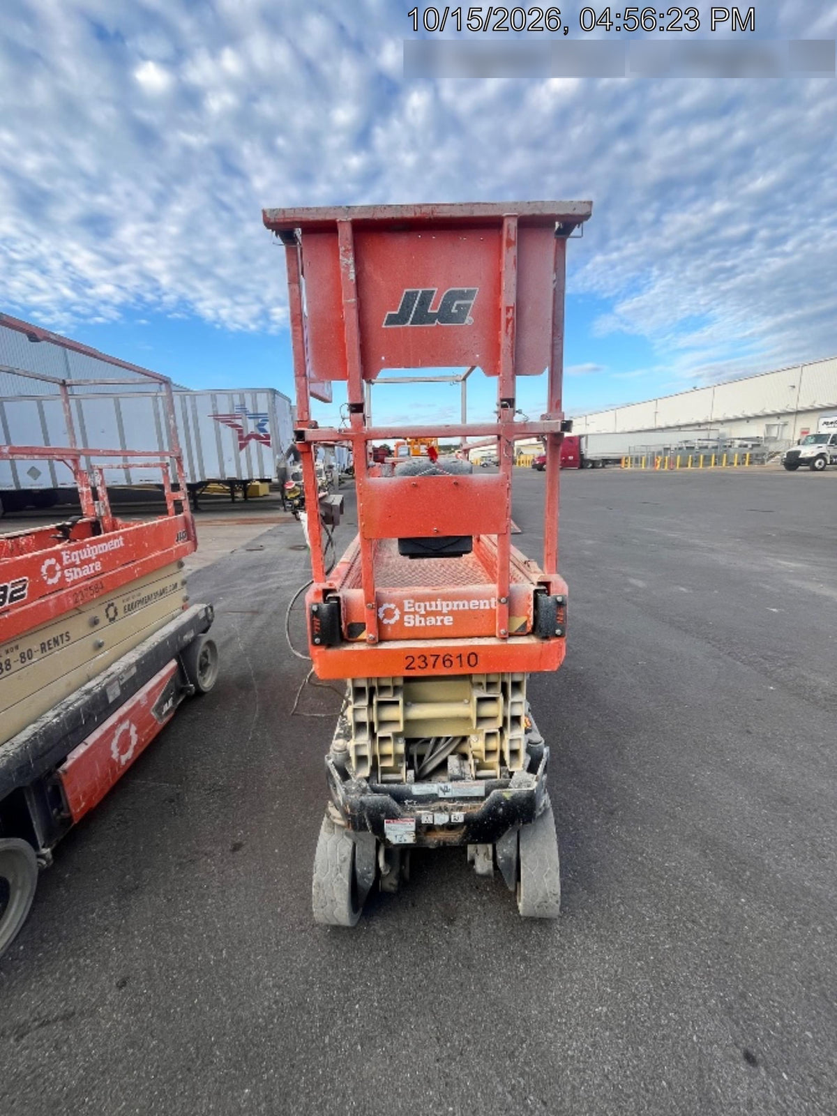 2022 JLG ES2632
