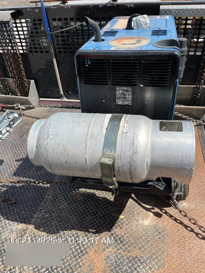 2019 Miller Electric BOBCAT 250 Standard w/Running Gear, Bracket, Hose