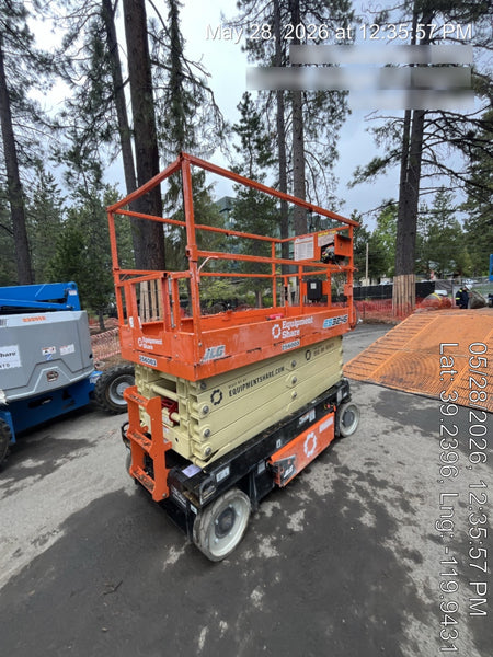 2022 JLG ES3246