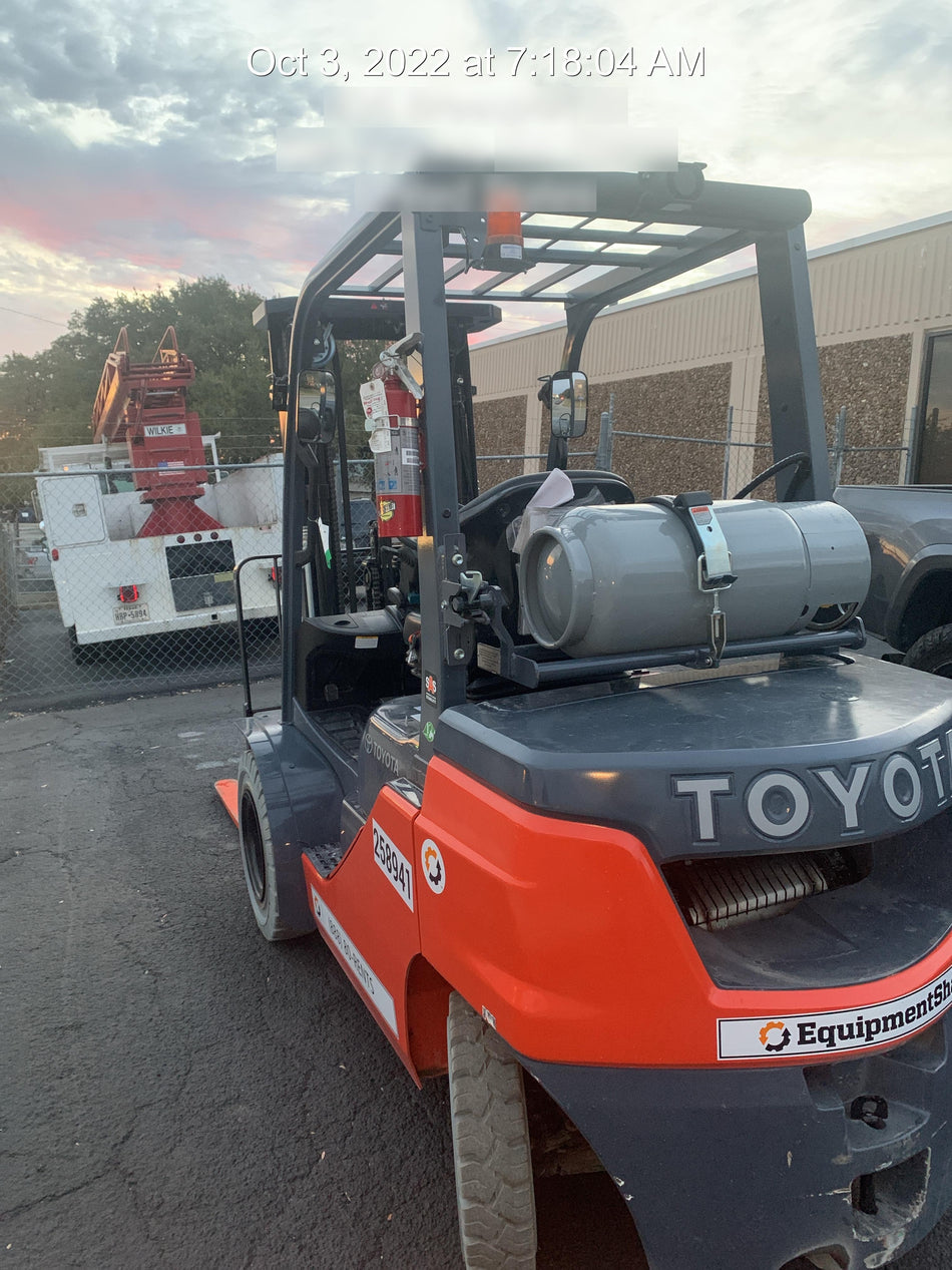 2022 TOYOTA 50-8FGU25