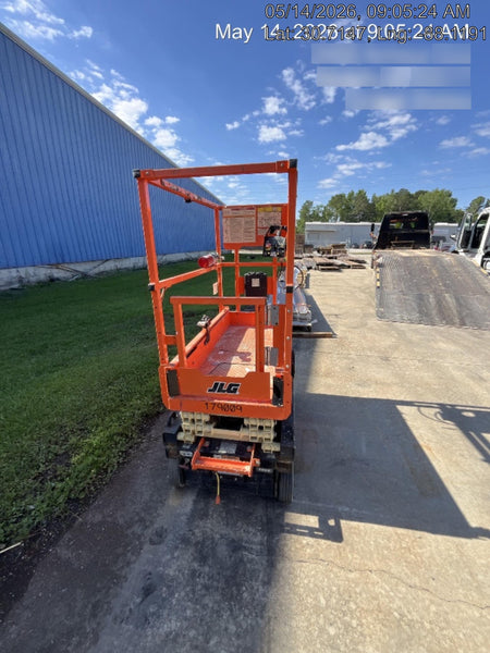 2021 JLG ES1330L