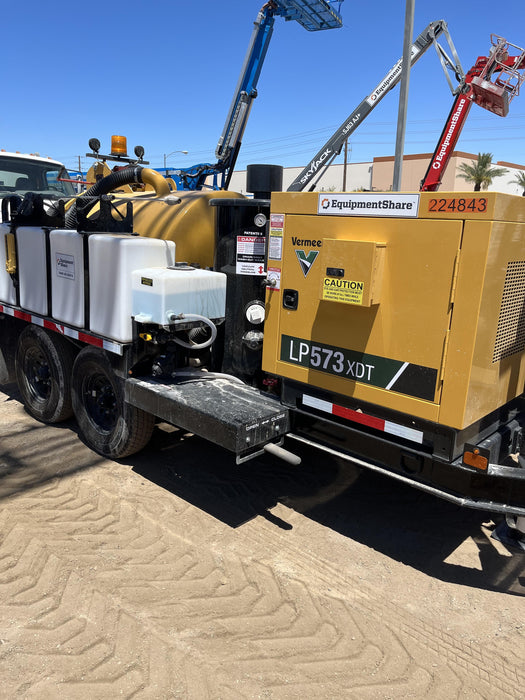 2022 VAC-TRON LP573XDT