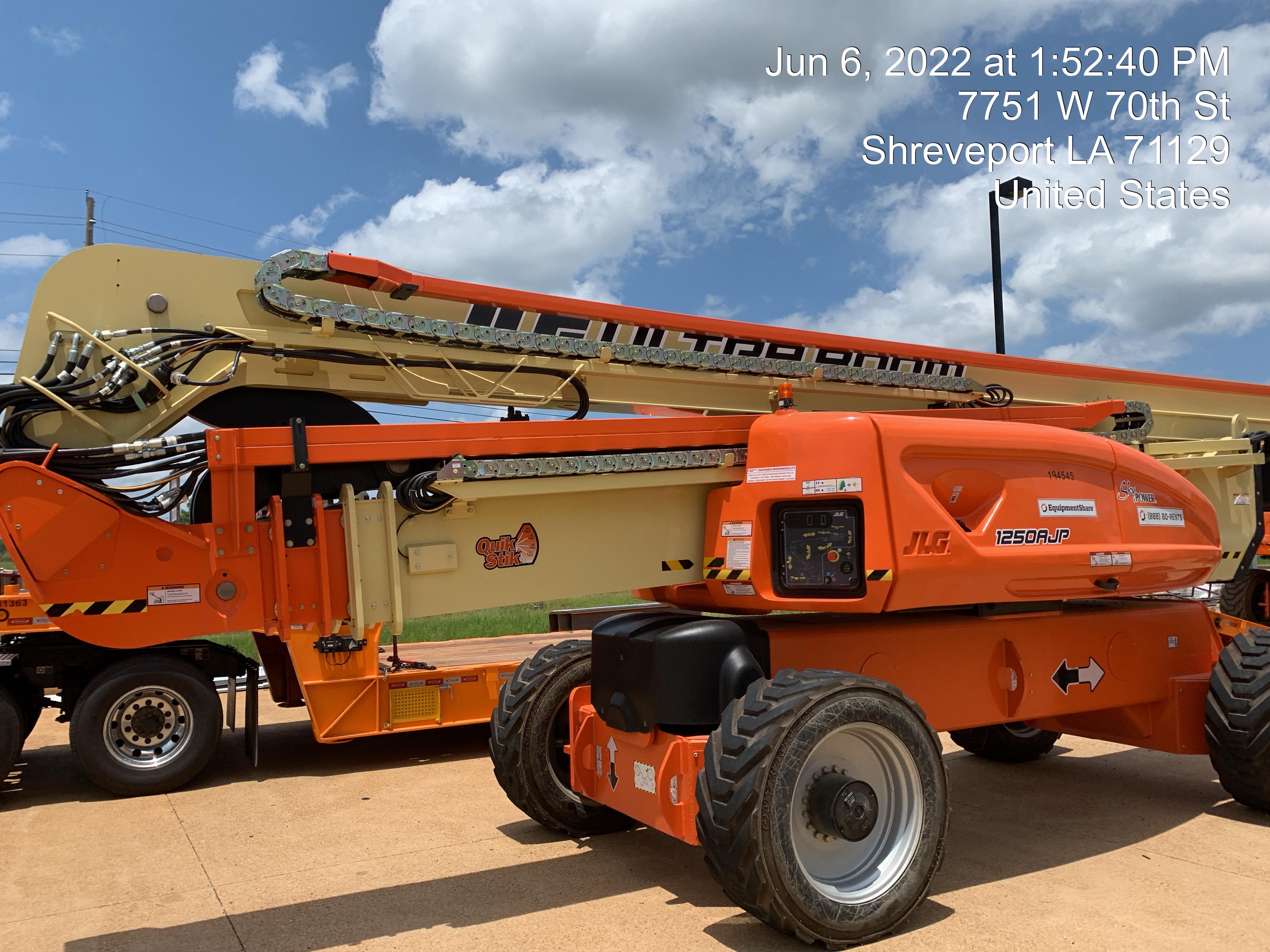 2021 JLG 1250AJP