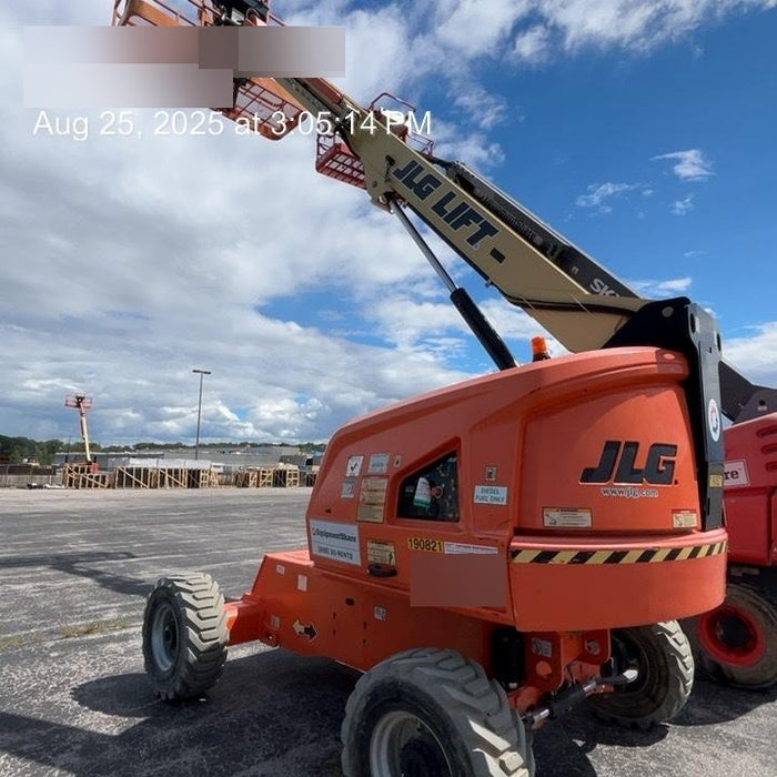 2021 JLG 400S