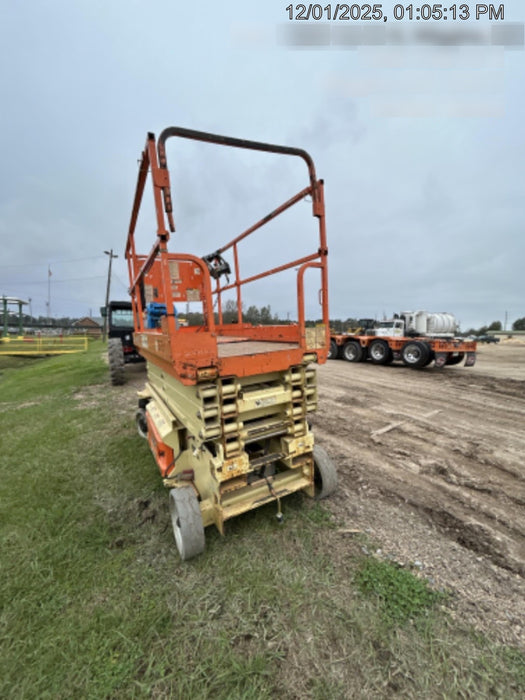 2016 JLG 3246ES