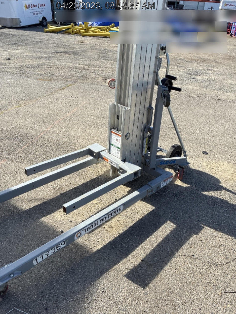 2020 GENIE SLC-24