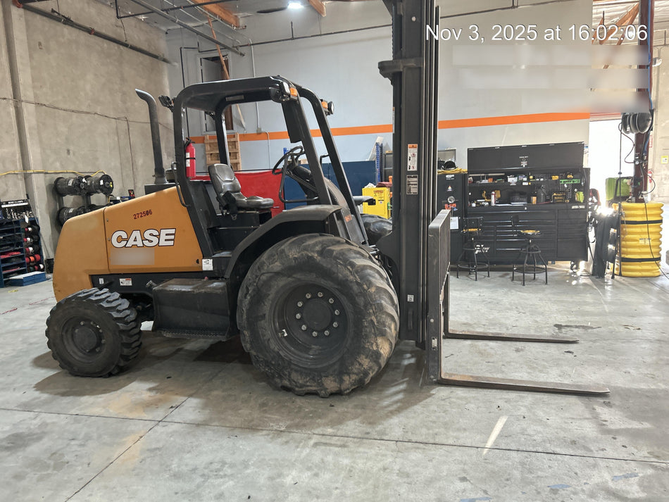 2023 CASE 588H
