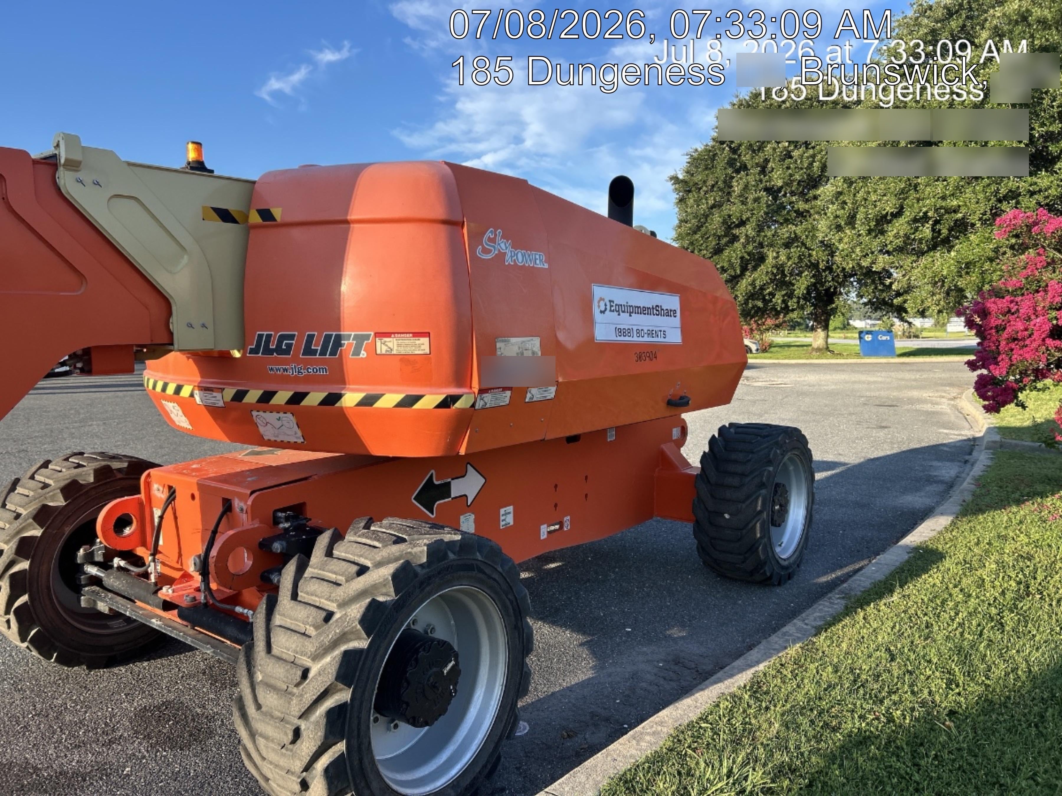 2023 JLG 800AJ