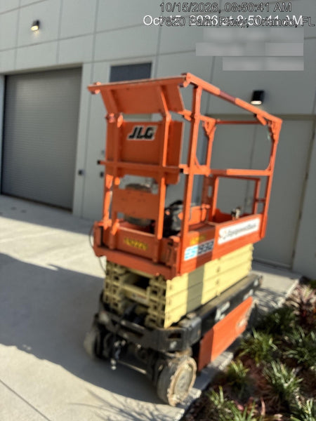 2021 JLG ES1932
