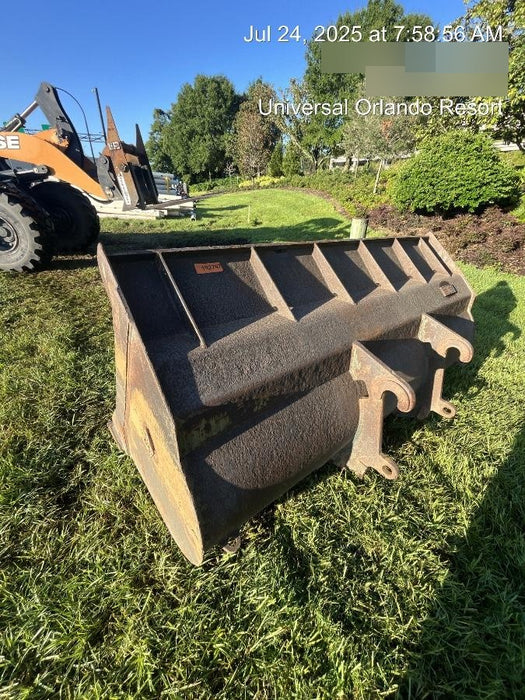 2015 PEMBERTON 3.5 cu yd Bucket, Wheel Loader - Pemberton