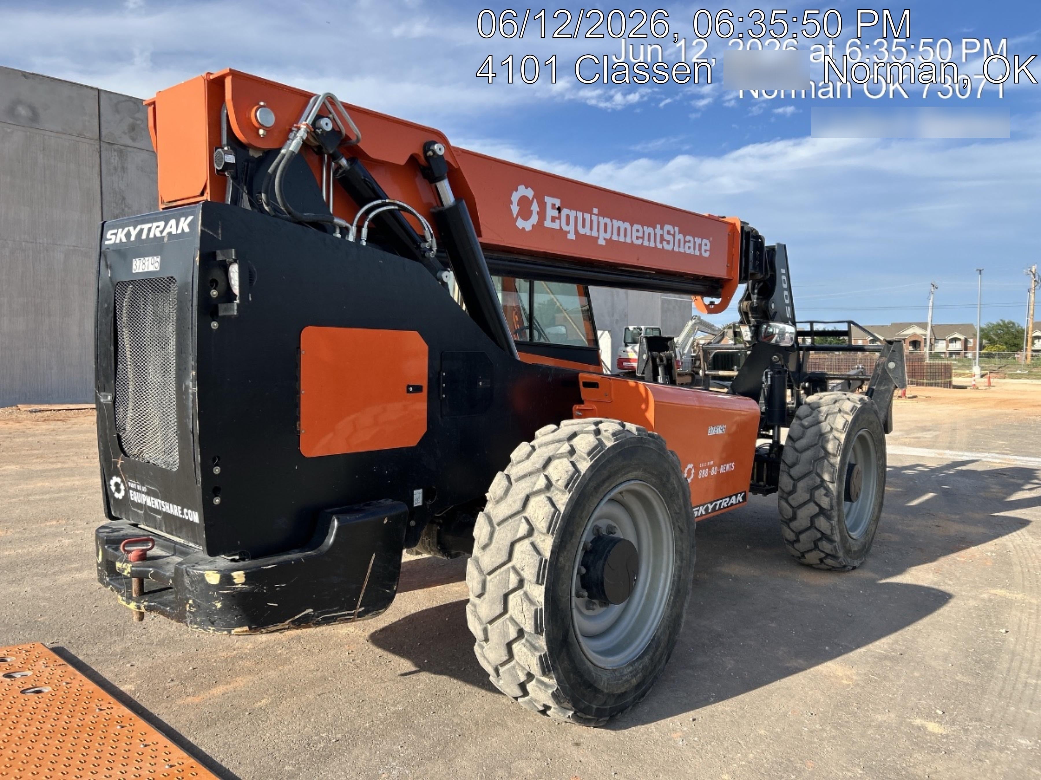 2023 SKYTRAK 10054