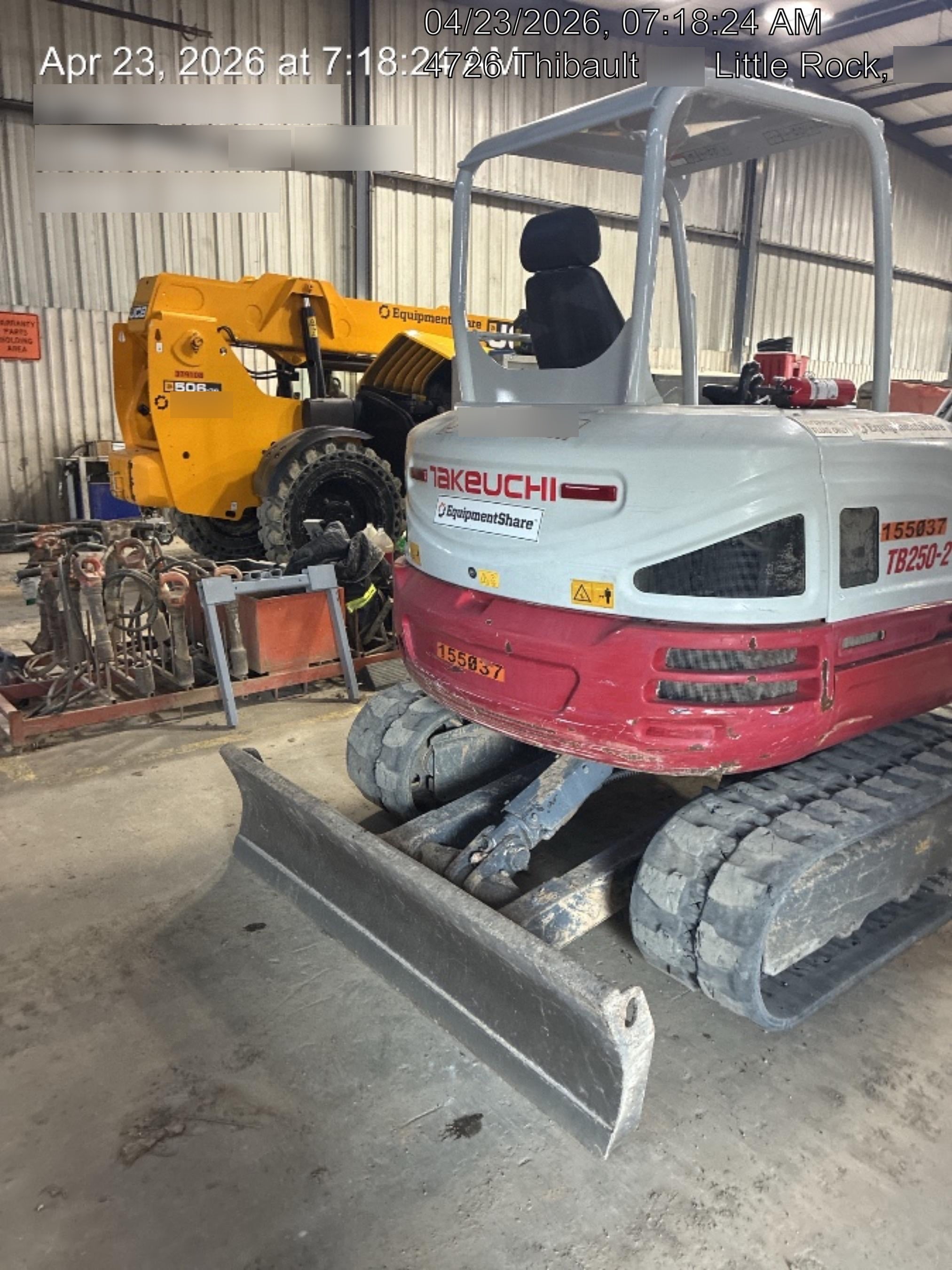 2021 TAKEUCHI TB250-2